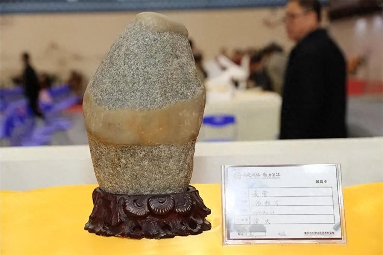 奇石收藏家視頻_奇石收藏家_收藏奇石有價值嗎