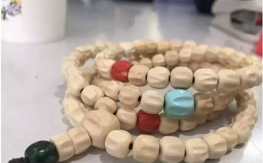 菩提手串好一般多少錢_菩提手串一般多少顆最好_菩提手串一般什么顏色