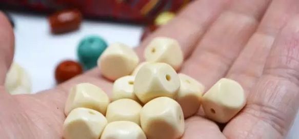 菩提手串一般什么顏色_菩提手串一般多少顆最好_菩提手串好一般多少錢