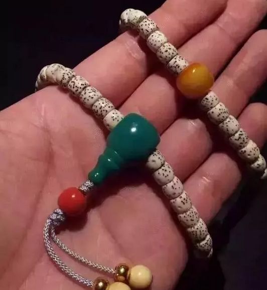 菩提手串好一般多少錢_菩提手串一般多少顆最好_菩提手串一般什么顏色