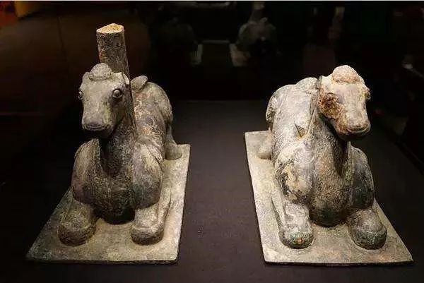 漢代青銅雕塑_青銅雕刻_青銅雕塑的奇葩