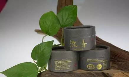 烏沉香的作用與功效_烏沉香與沉香的區別_烏沉香