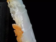 這，就是玉雕師俏色玉石出的絕活！