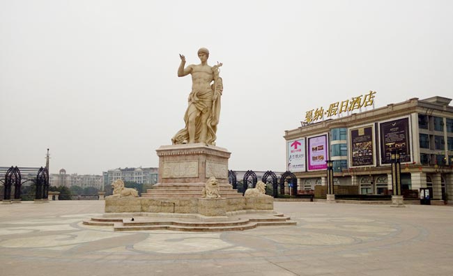 云南銅雕塑廠家_云南銅工藝品_云南鑄銅雕塑