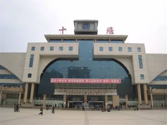 蜜蠟批發(fā)價(jià)_中國(guó)最大蜜蠟批發(fā)市場(chǎng)_蜜蠟批發(fā)貨源
