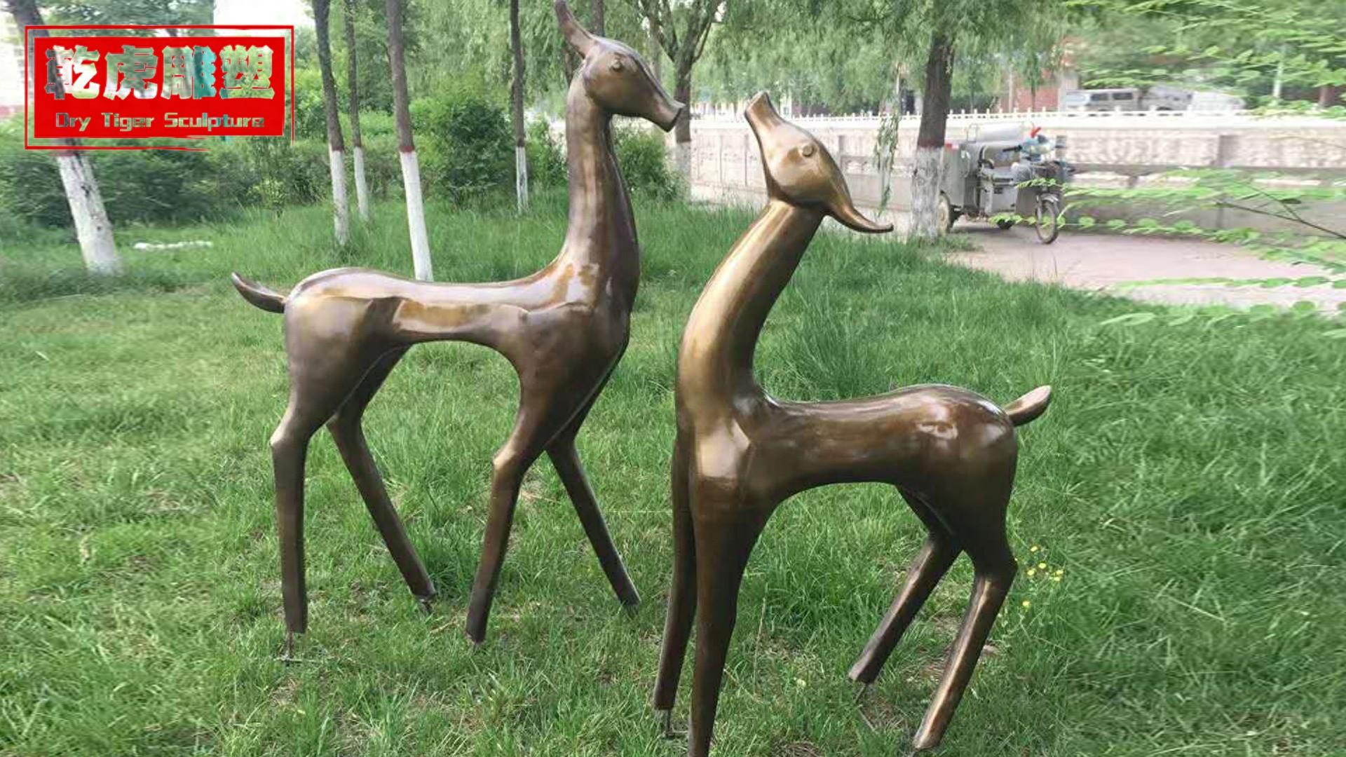 銅雕大型雕塑_大型銅雕塑怎么做出來的_銅大型雕塑