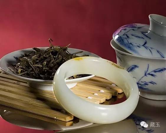 西寧玉雕加工廠_雕刻玉石西寧哪里好_西寧玉石雕刻