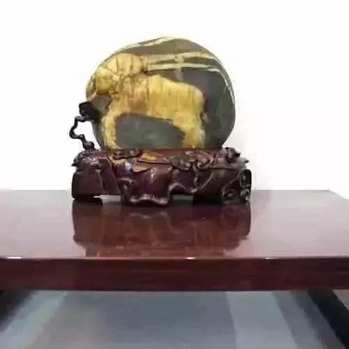 奇石免費(fèi)鑒定專家_奇石鑒定網(wǎng)站_奇石鑒定專家微信號(hào)
