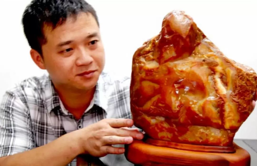 奇石鑒定專家微信號(hào)_奇石鑒定網(wǎng)站_奇石免費(fèi)鑒定專家