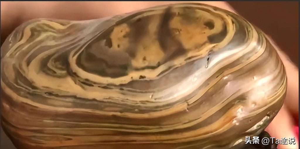 奇石自然價格怎么算_奇石報價天價_自然奇石價格