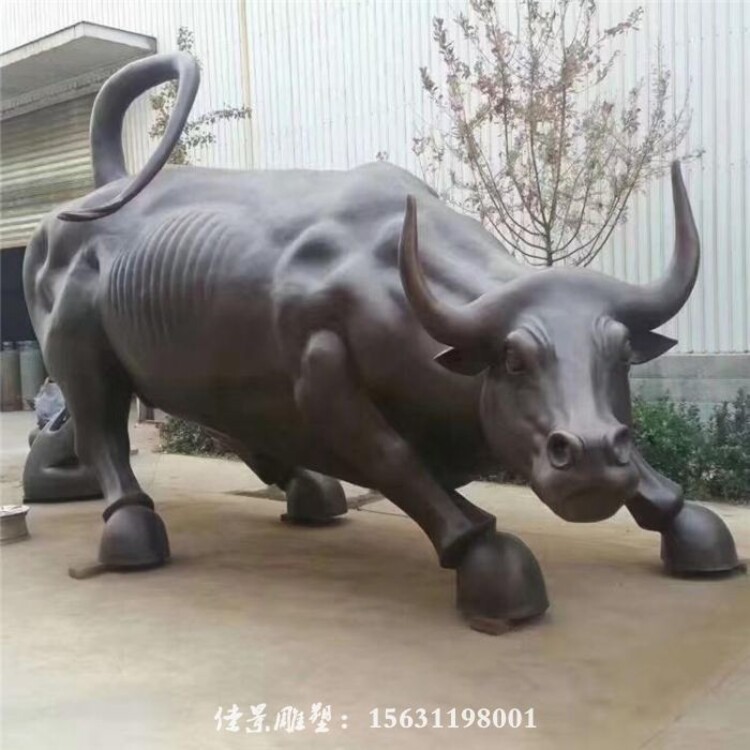 華爾街牛銅雕塑_華爾街銅牛像_華爾街牛的雕塑