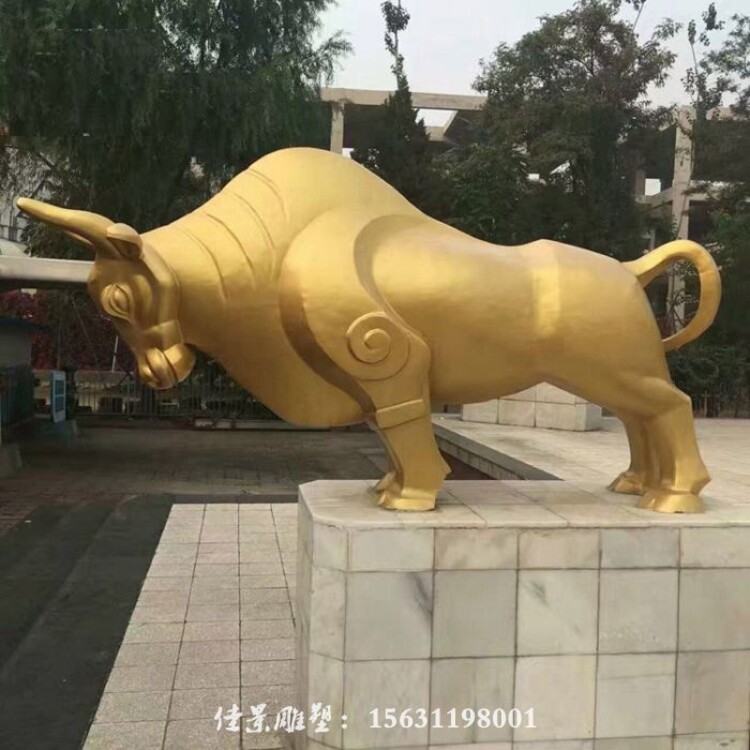 華爾街銅牛像_華爾街牛的雕塑_華爾街牛銅雕塑