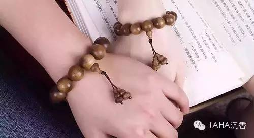 佩戴沉香有什么好處_佩戴沉香的好處_佩戴好處沉香有什么功效