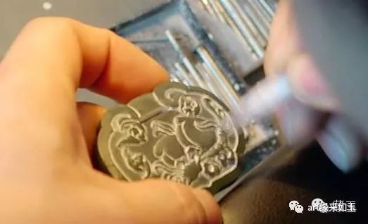 電腦玉石雕刻機價格_玉石雕刻機器設備電腦_玉石電腦雕刻機雕刻過程視頻