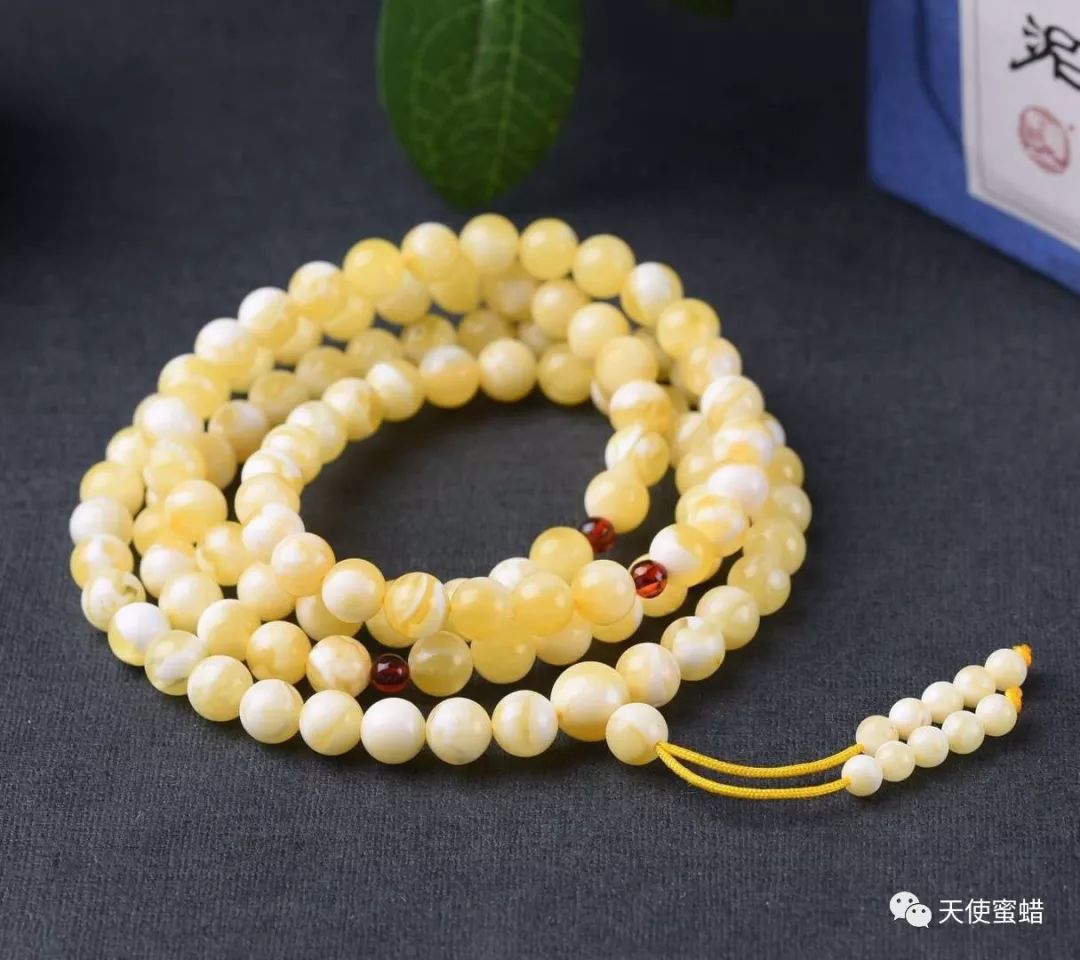 蜜蠟變色好還是不好_蜜蠟會變色嗎_蜜蠟變色過程圖片