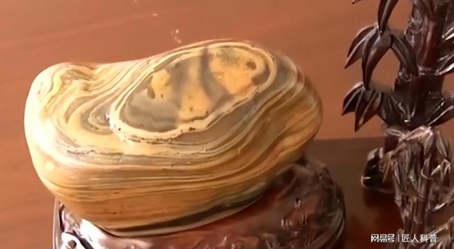 手里有奇石怎樣賣出去_有奇石怎么賣出呢_出手奇石去哪家