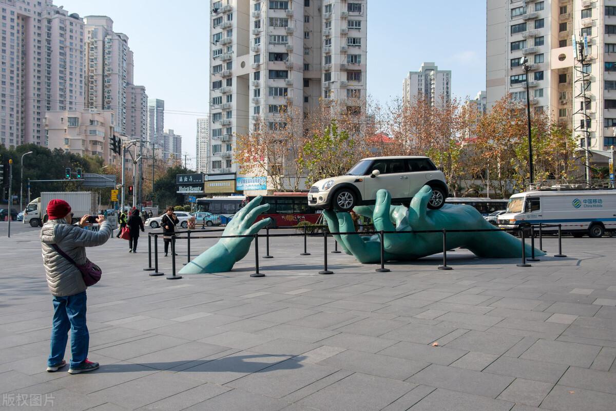 銅雕塑怎么做的_街頭銅雕塑_銅雕塑廠