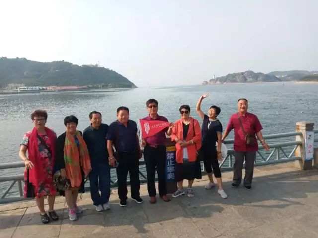 鍛銅雕塑加工廠家_雕塑人物鍛銅價格多少_鍛銅人物雕塑價格