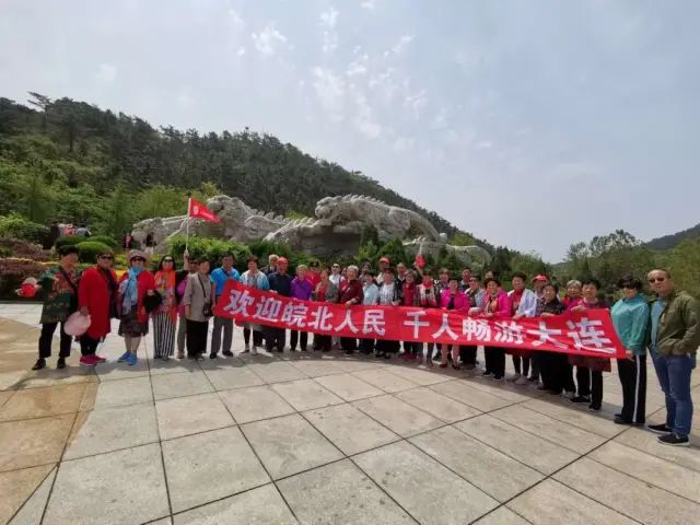 雕塑人物鍛銅價格多少_鍛銅雕塑加工廠家_鍛銅人物雕塑價格