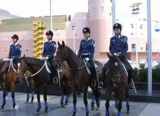 鍛銅雕塑加工廠家_雕塑人物鍛銅價格多少_鍛銅人物雕塑價格