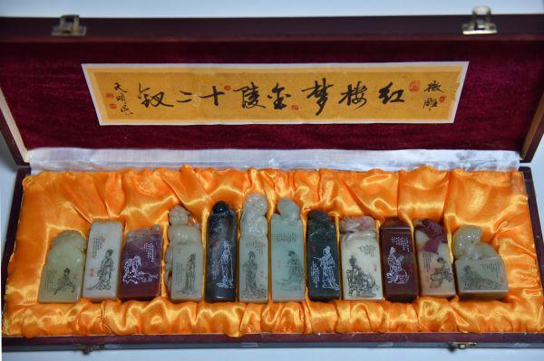 雕刻濟(jì)南玉器圖片大全_濟(jì)南玉器雕刻_雕刻濟(jì)南玉器圖片
