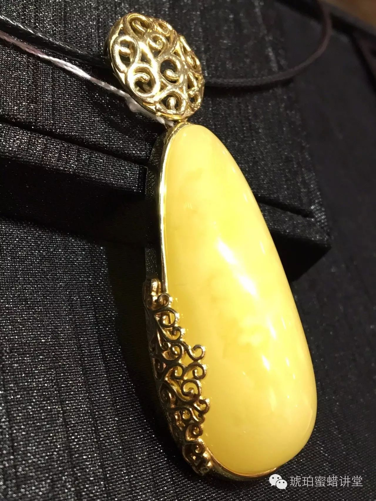 蜜蠟的保養方法和注意事項_蜜蠟日常保養_蜜蠟保養的方法與禁忌