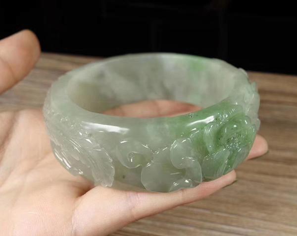 玉雕刻葉子寓意_寓意葉子刻玉雕的圖片_寓意葉子刻玉雕的詩(shī)句