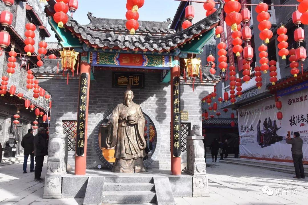 石佛寺玉人玉雕學(xué)校_石佛寺玉雕工作室_玉佛寺雕像的意義