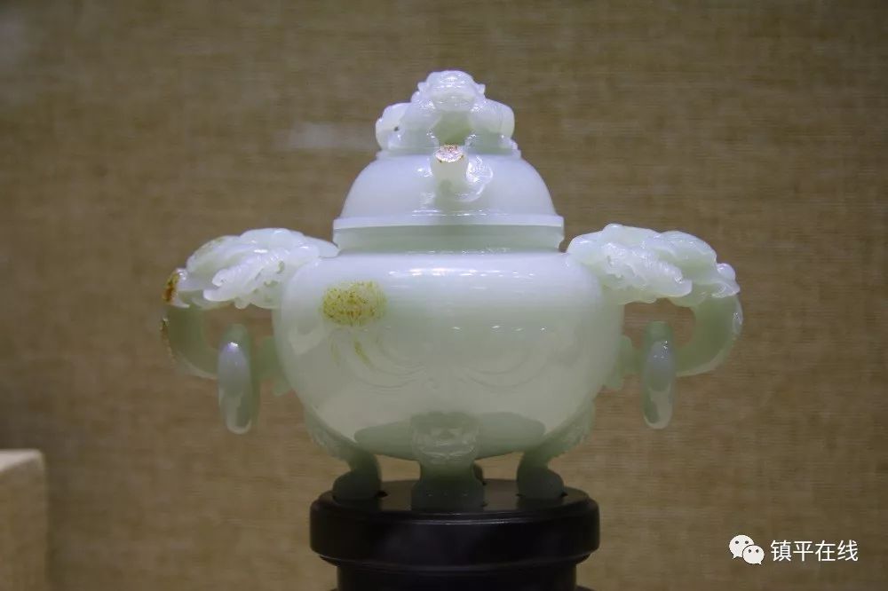 石佛寺玉雕工作室_石佛寺玉人玉雕學(xué)校_玉佛寺雕像的意義
