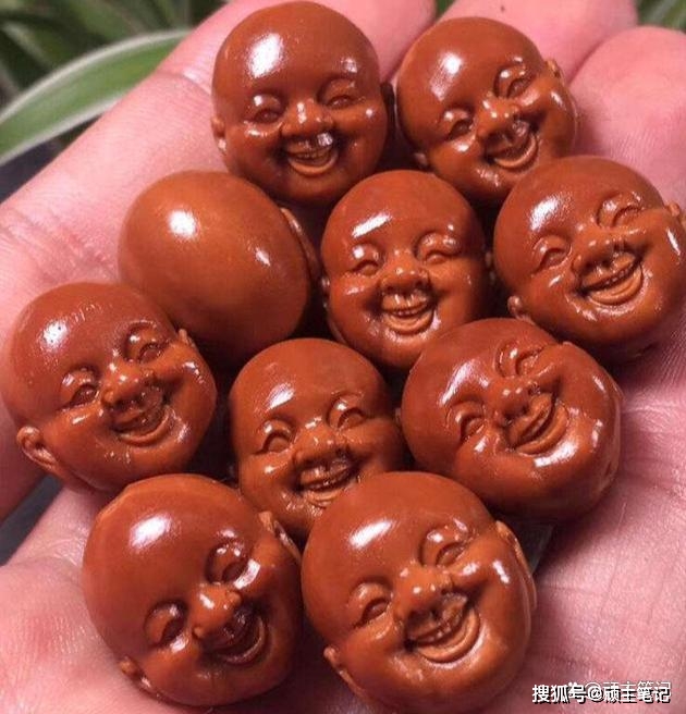 男人佩戴雕刻什么玉石好_雕刻佩戴玉石男人好不好_雕刻佩戴玉石男人好嗎圖片
