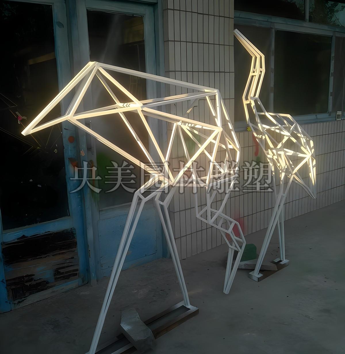 定制不銹鋼雕塑_雕塑不銹鋼定制圖片_雕塑不銹鋼定制價格