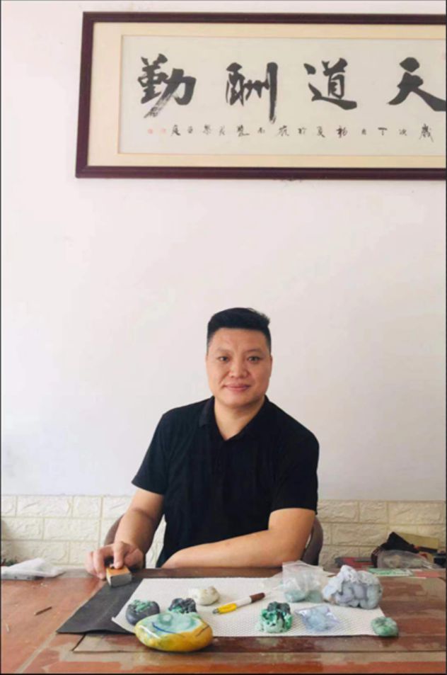 玉雕龍牌設計圖_玉雕龍有什么寓意_龍的玉雕