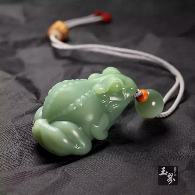 玉雕金蟾擺件圖片_玉雕金蟾圖片大全_玉雕 金蟾