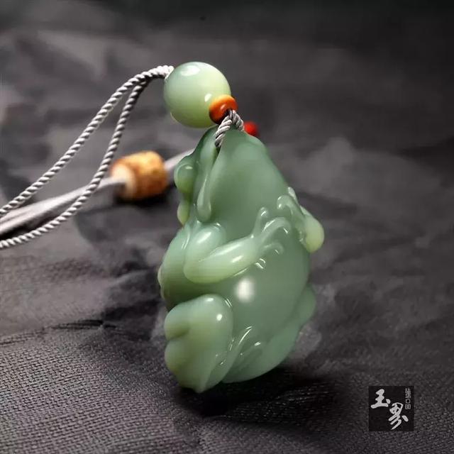 玉雕金蟾圖片大全_玉雕 金蟾_玉雕金蟾擺件圖片
